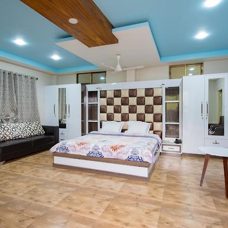 Radiant Club & Resort Imphal Ngoại thất bức ảnh