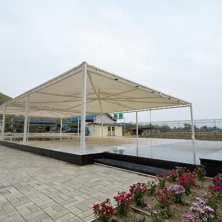 Radiant Club & Resort Imphal Ngoại thất bức ảnh